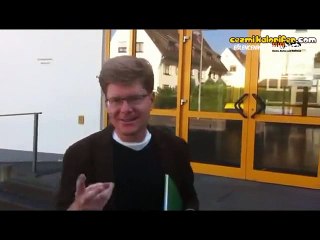 Türkçe Konuşan Sempatik Alman Öğretmen (Küfür İçerir +88)