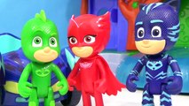 PJ MASKS Tub Bath Time Finger Paint Soap Colors, Giant Rubber Duck Superhero IRL Toy Surprise
