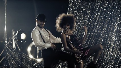 Muazzez Ersoy - Değmez