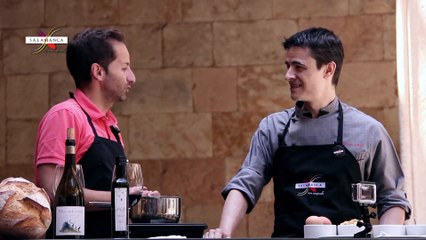 SALAMANCA PARA COMERSELA EN EL PATIO DE LA CASA DE LAS CONCHAS CON EL RESTAURANTE OROVIEJO