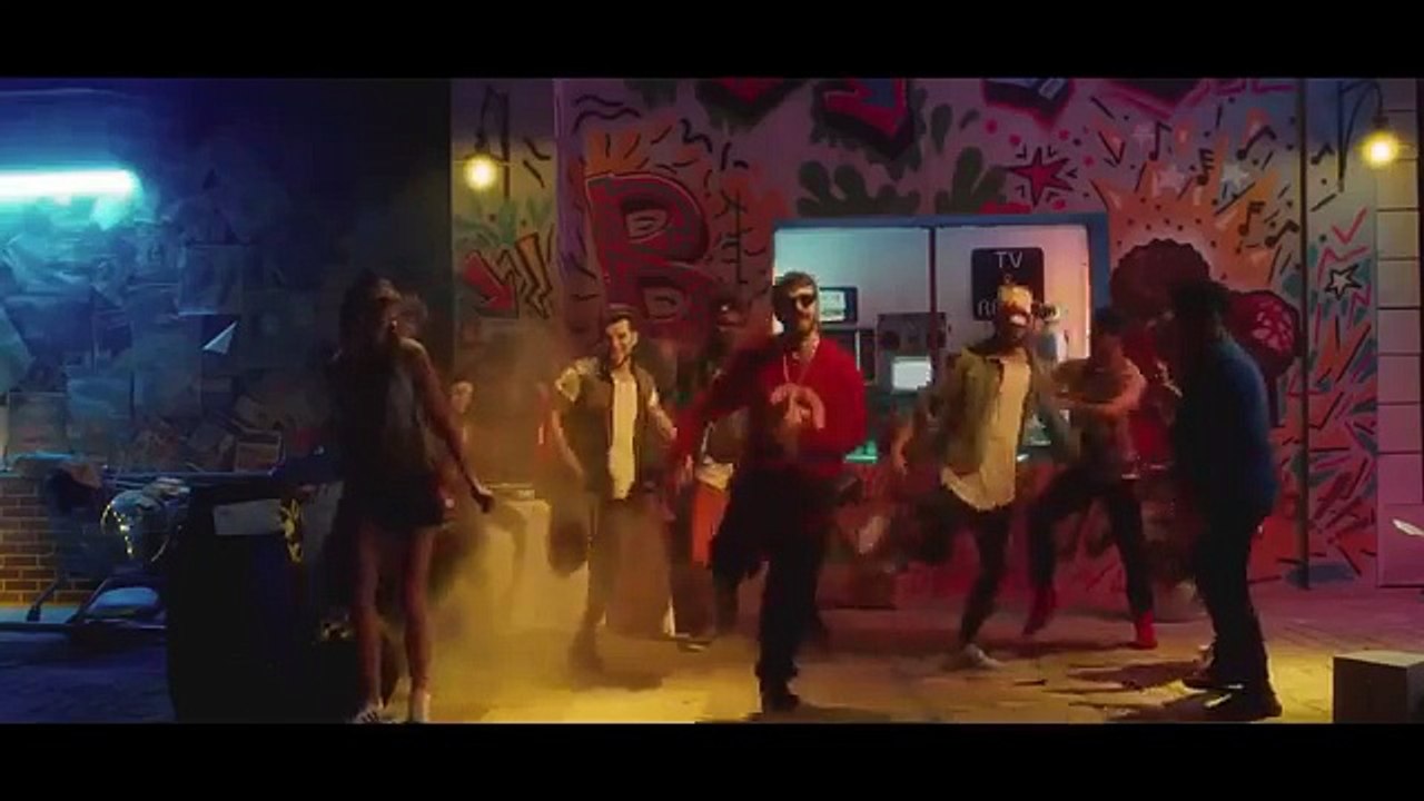 Cheb khaled  wahda b wahda ,clip officiel