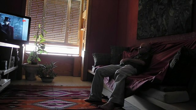 Un photographe passe 9 Jours à filmé la guerre civile de sa fenêtre à Alep