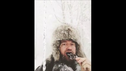 Il mange sa glace par -50°C... Tranquille