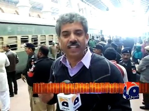 کراچی جیل سےرہا ہونے والے220 بھارتی ماہی گیرعلامہ اقبال ایکسپریس کے ذریعےلاہور پہنچ گئے-