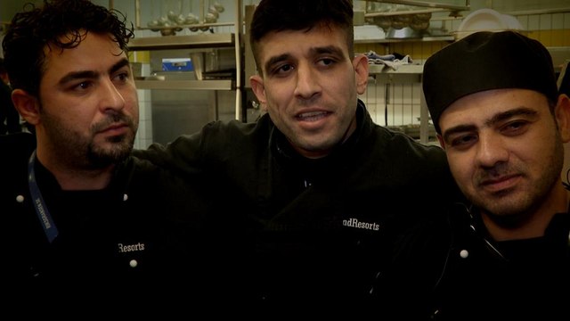 Σουηδία: Από την αναμονή στην απογοήτευση για δεκάδες πρόσφυγες