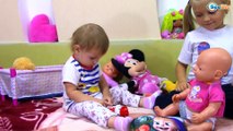 Играем с Куклой Беби Бон Видео для детей с Ярославой и Ариной Playing Baby Born Dolls