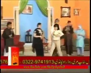 Pakistani Stage Dance (De Dana Dan Pasia) Mera Tan Man Pyasa Best Song 29 November 2013-KoLu0WrOZqI