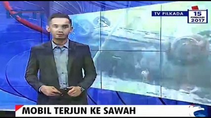 Diduga Pecah Ban, Sebuah Mobil Terjun ke Sawah di Jawa Tengah