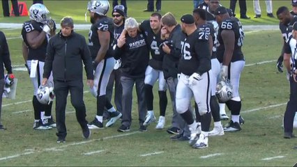 Rapoport: Derek Carr will have surgery Tuesday on broken fibula