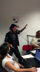 Jeff qui danse pendant la pause musicale !