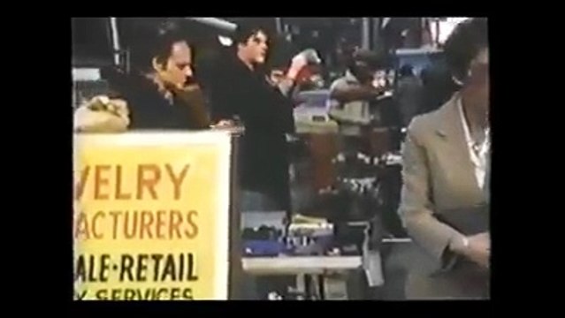 POR QUE OS POBRES CONTINUAM POBRES?