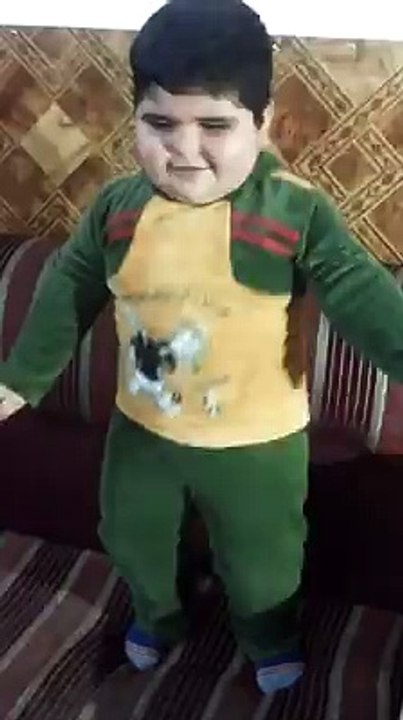 Soo funny little boy dance