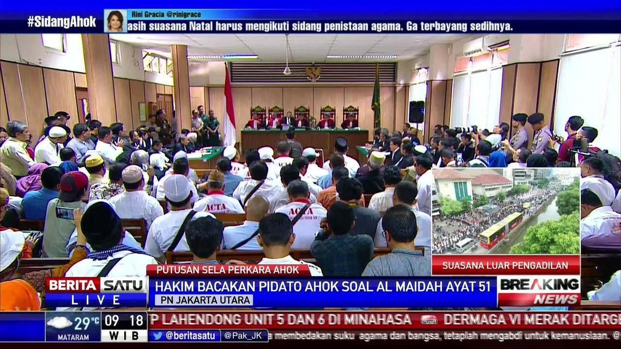 Hakim Bacakan Putusan Sela Perkara Ahok #5