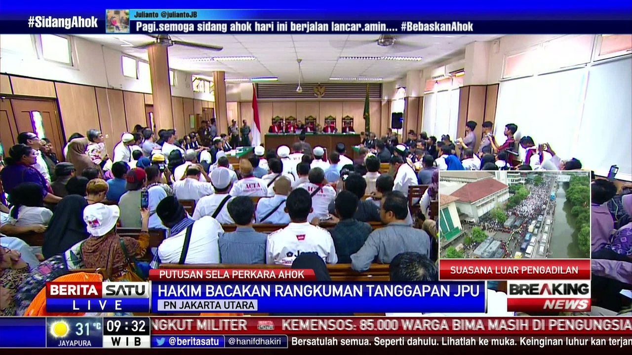Hakim Bacakan Putusan Sela Perkara Ahok #7
