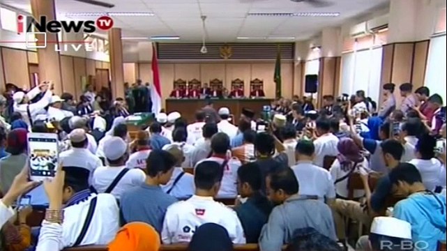 Situasi Sidang dengan Agenda Putusan Sela Ahok di PN Jakarta Selatan