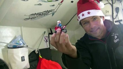 J51 : Romain Attanasio vient d'ouvrir ses cadeaux de Noël / Vendée Globe