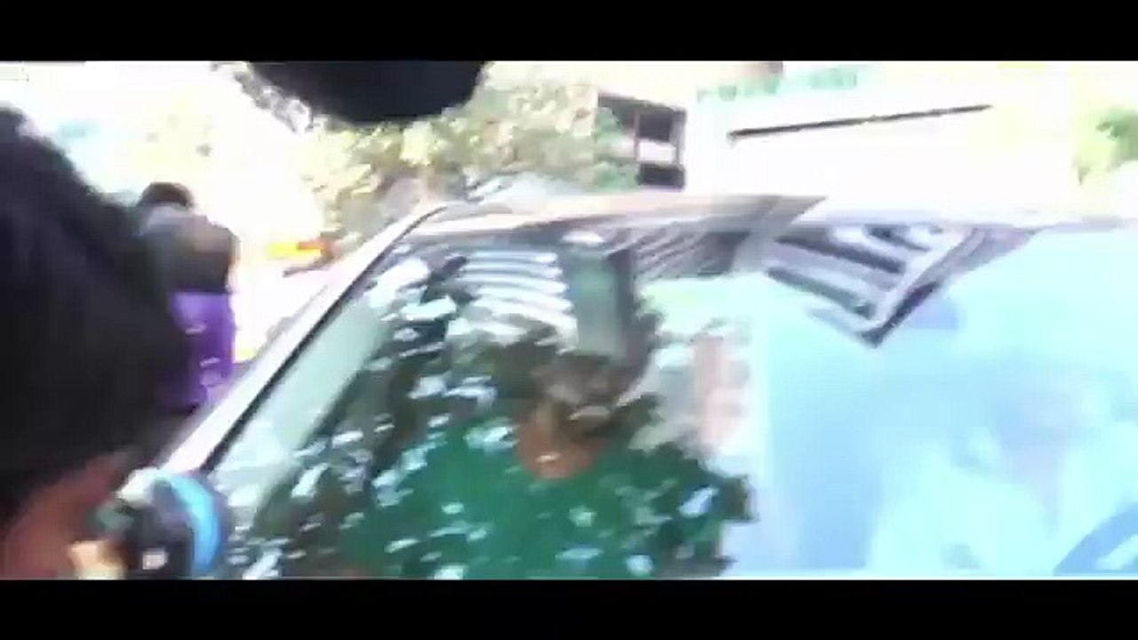 Hospital Footage - Celebrities Visit Kareena Kapoor Khan & Her Son Taimur Ali Khan