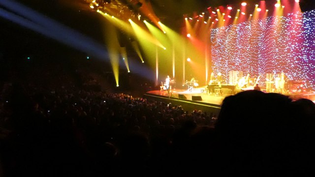 mes amis mes amours mes emmerdes - Aznavour - Palais des sports 21/12/16