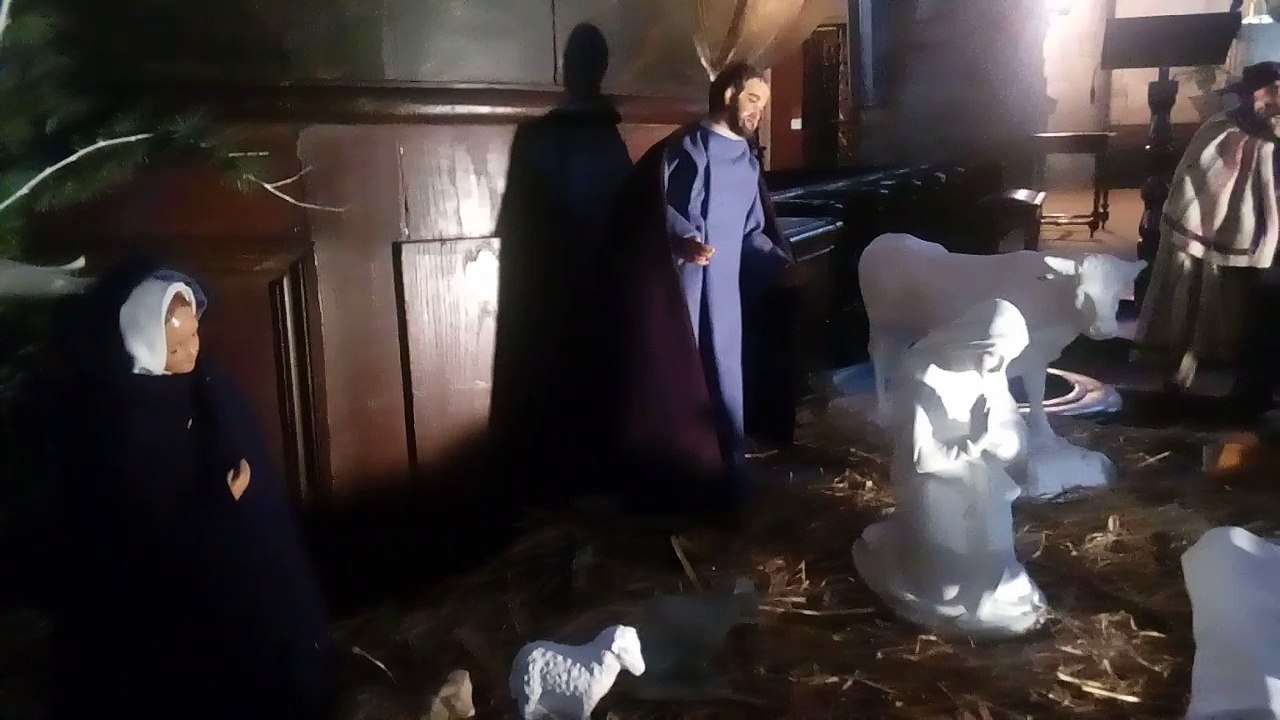 La Crèche de L'eglises Saint Pierre A Limogess (87)