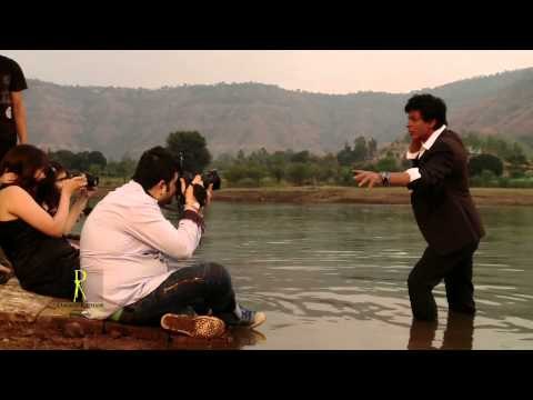 Shah Rukh Khan Shoots For Dabboo Ratnani's 2013 Calendar