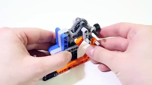 Lego Technic 42032 Compact Tracked Loader - Lego Speed build