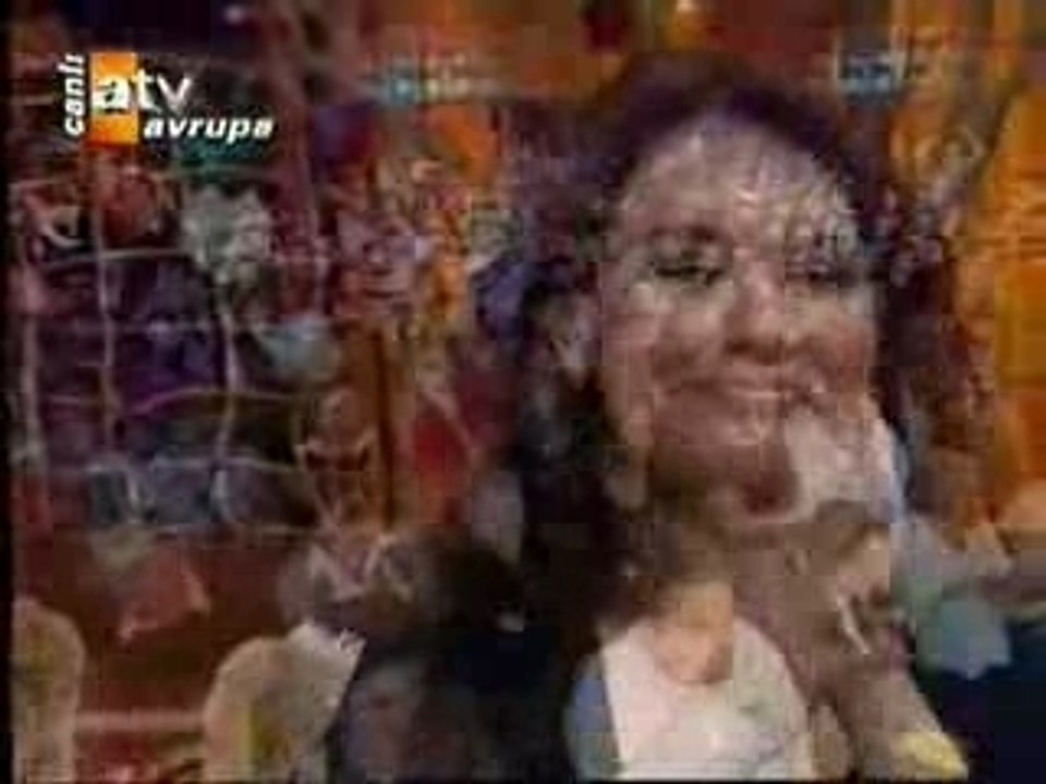 Ibrahim Tatlises-Yikilmisim Ben-Ibo Show