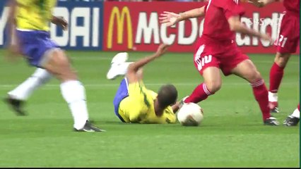الشوط الاول مباراة البرازيل و تركيا 1-0 نصف نهائي كاس العالم 2002