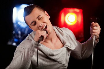 Hollik - Everybody Sing Along