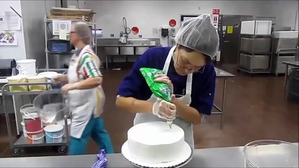 Cách trang trí bánh kem đơn giản và đẹp nhất