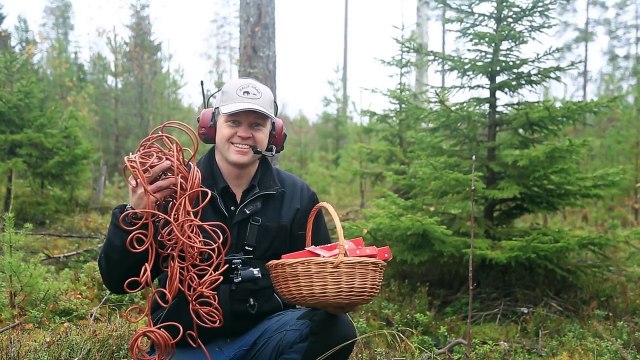 Il fait exploser un sapin de Noël à la dynamite