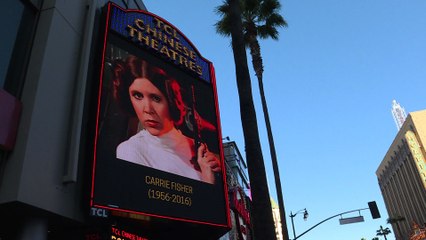 Les fans de Star Wars rendent hommage à Carrie Fisher