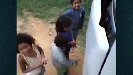 laughing with this video - MORRA DE TANTO RIR COM ESSE VIDEO