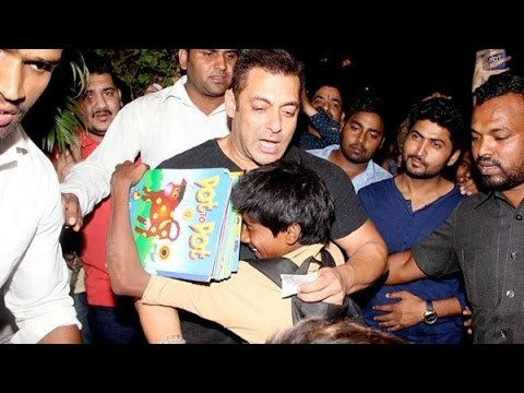 Salman Khan Birthday Celebration 2016: Crazy FANS Wish Sultan Happy 51st Birthday