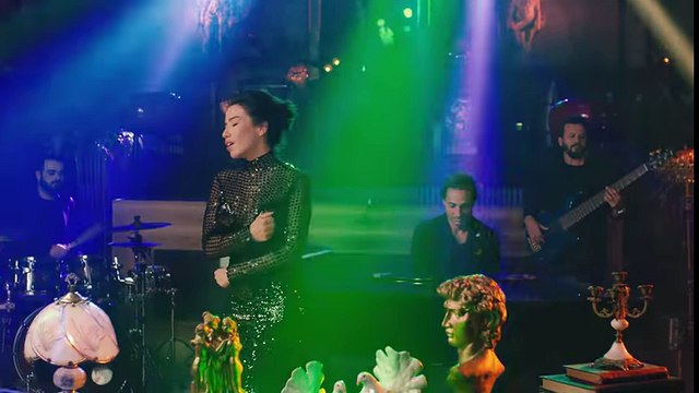 Burcu Güneş & Enbe Orkestrası - Ağır Yaralı-2017