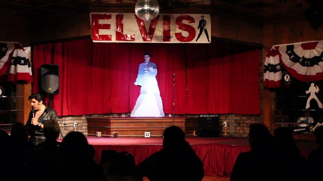 Daniel Jenkins sings 'Wearing That Loved On Look' Elvis Week 2016