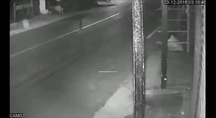 Hendala Elakanda popular singer in the van and a motorcycle collided with a fatal accident occurred