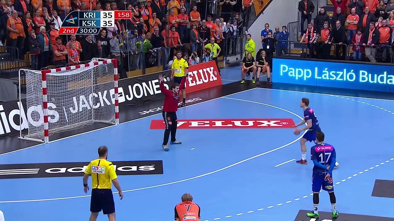 Top 30 Saves of 2015_16 _ VELUX EHF Champions League - Лучшие 30 сейвов в гандбольной лиге чемпионов 2015-16