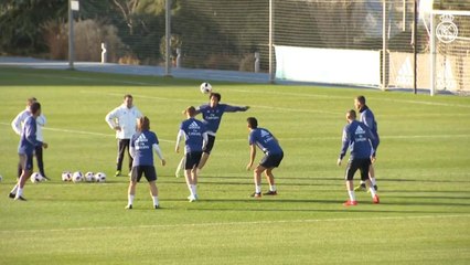 Bobinho galático! Craques do Real trocam 15 passes em 12 segundos