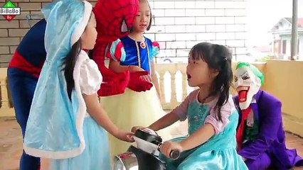 Frozen Elsa & Spiderman motorcyclists and automobiles Joker kidnapped princess Motorcycle & Car toy