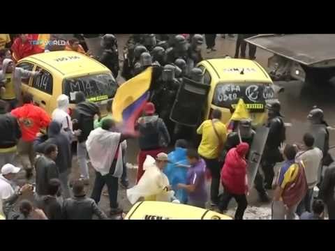 Taxi drivers in Colombia demonstrate against Uber taxi app