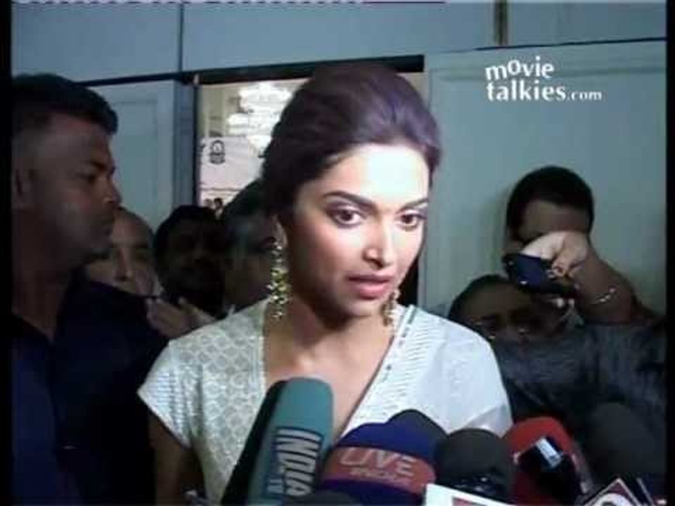 Deepika Padukone On Receiving The Smita Patil Memorial Award