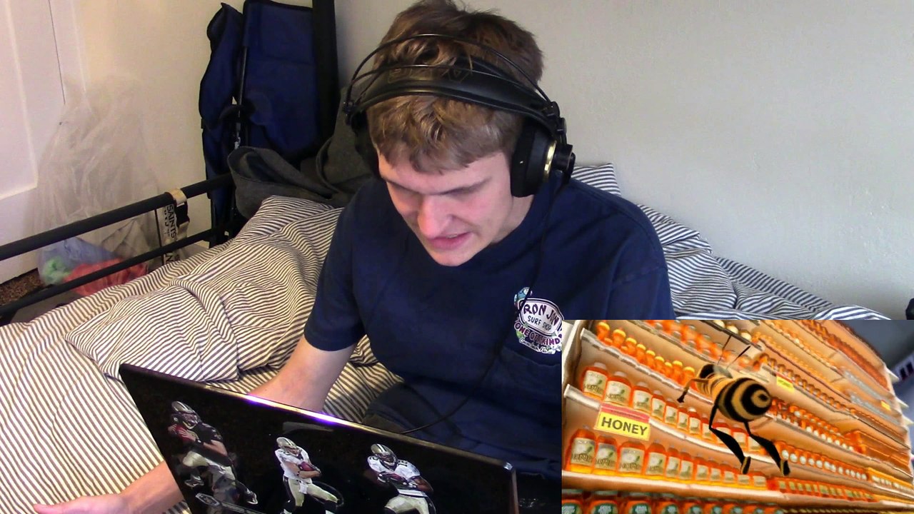 The bee movie trailer but every time they say bee the content aware scale gets stranger BEE MOVIE MEME REACTION