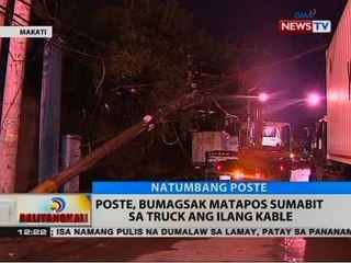 BT: Poste, bumagsak matapos sumabik sa truck ang ilang kable