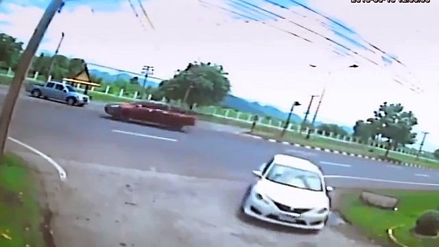 Kamerat kapin momentin kur shpirti del nga trupi i vajzës që vdiq në aksident