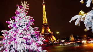 Miss France  - le premier Noël à Paris d'Alicia Aylies-YqieQVRcN5w