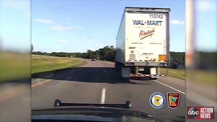 Ivre, il tombe de son camion devant l'agent qui l'a arrêté