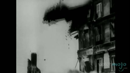 Deuxième Guerre Mondiale_ Les Tactiques, les Armes et l'Holocauste