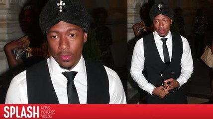 Nick Cannon fait un discours depuis un lit d'hôpital