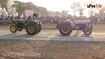 Watch Tractor Tochan Johan Deer vs Ford