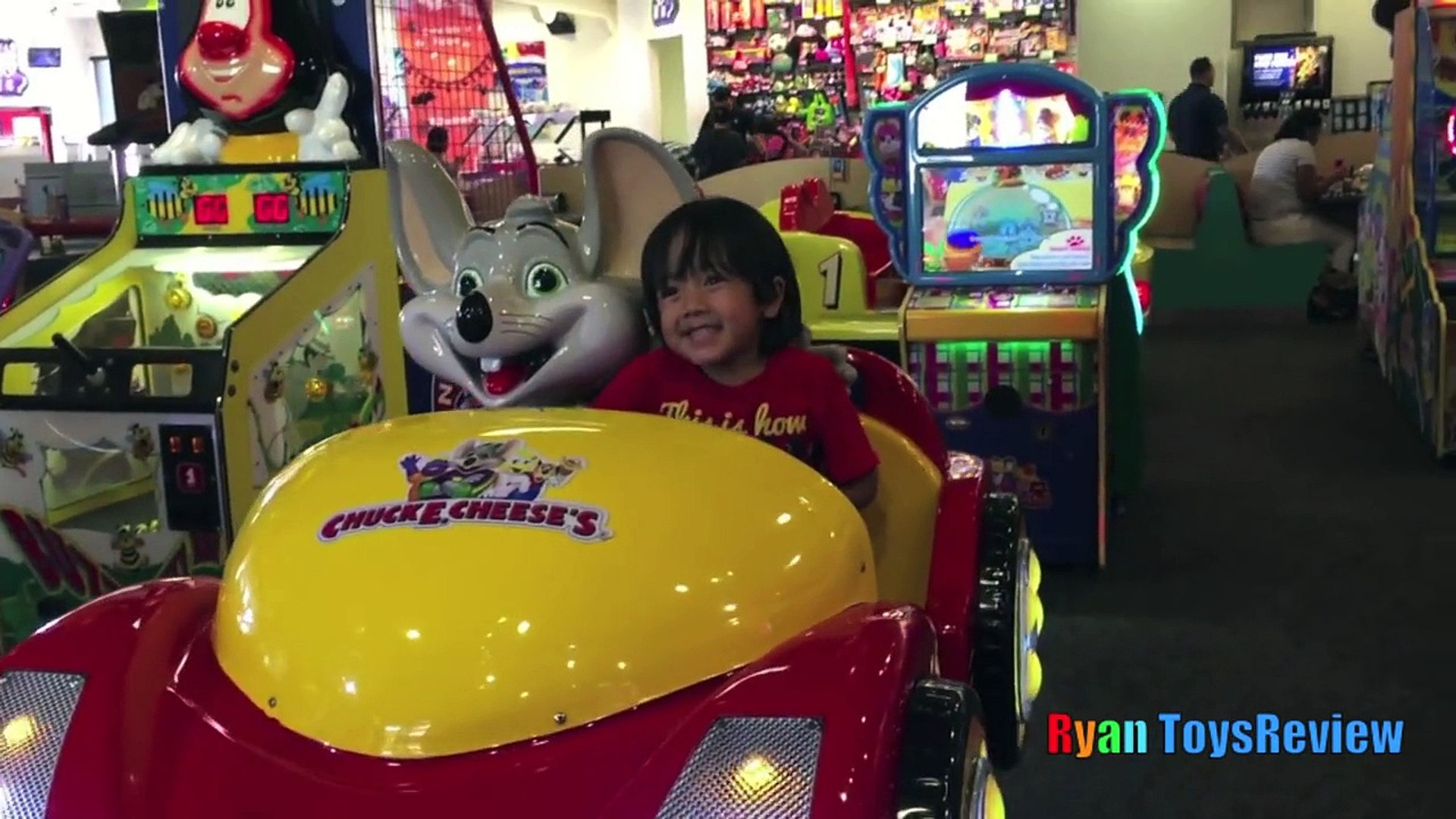 Ryan toysreview hotsell chuck e cheese